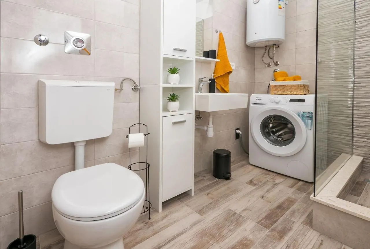 Mare Apartment Split